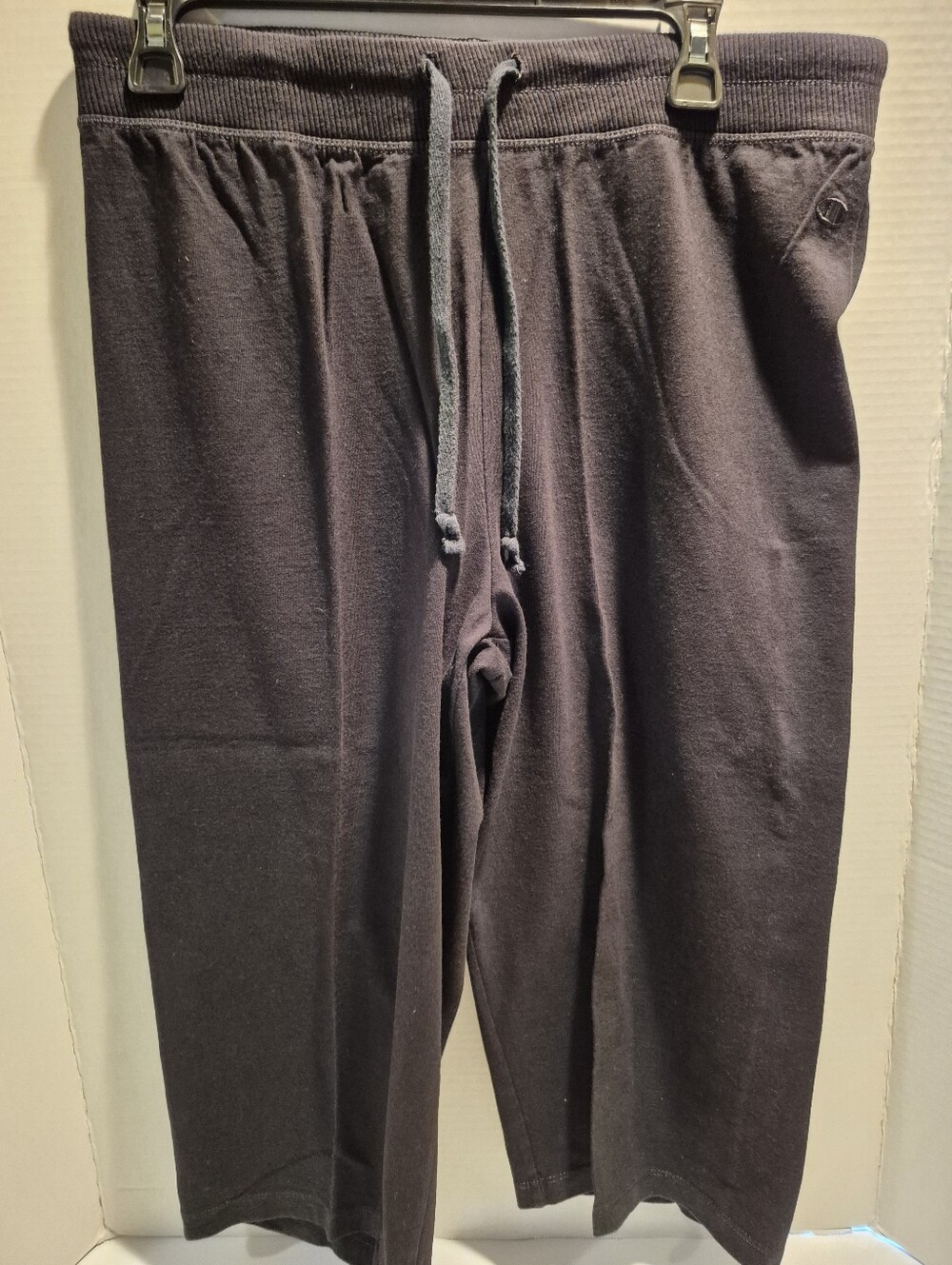 Women's Champion Authentic Brand Black Jersey Bermuda Shorts Size Large